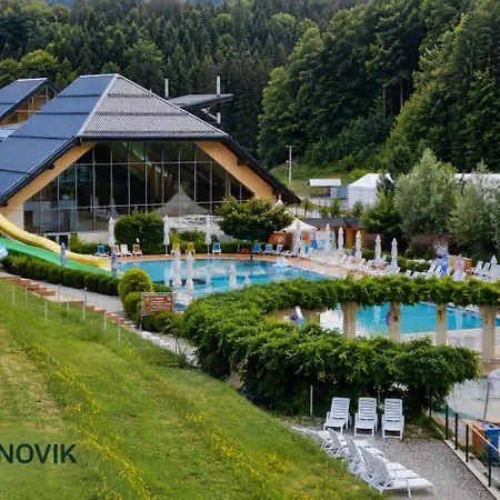 Alpehytte Hisa Vasenka Laze v Tuhinju